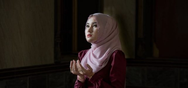 5 Ciri Istri yang Sabar Menghadapi Permasalahan Sehari-hari